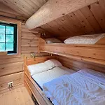 Сasa de vacaciones Lovely In With Sauna